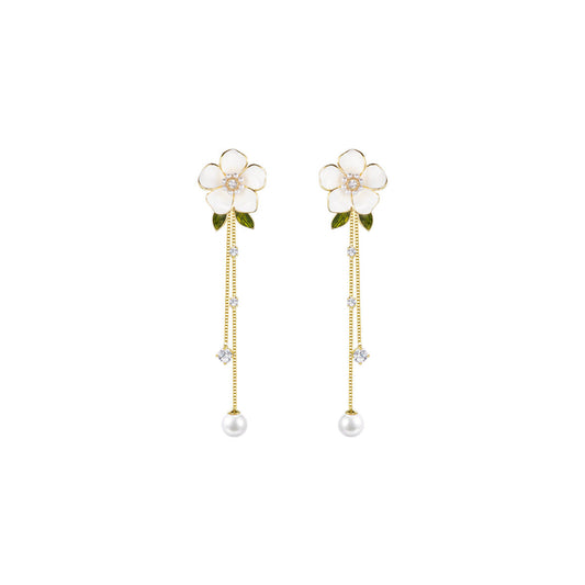 Wander Camellia Tassel Gold Earrings-0