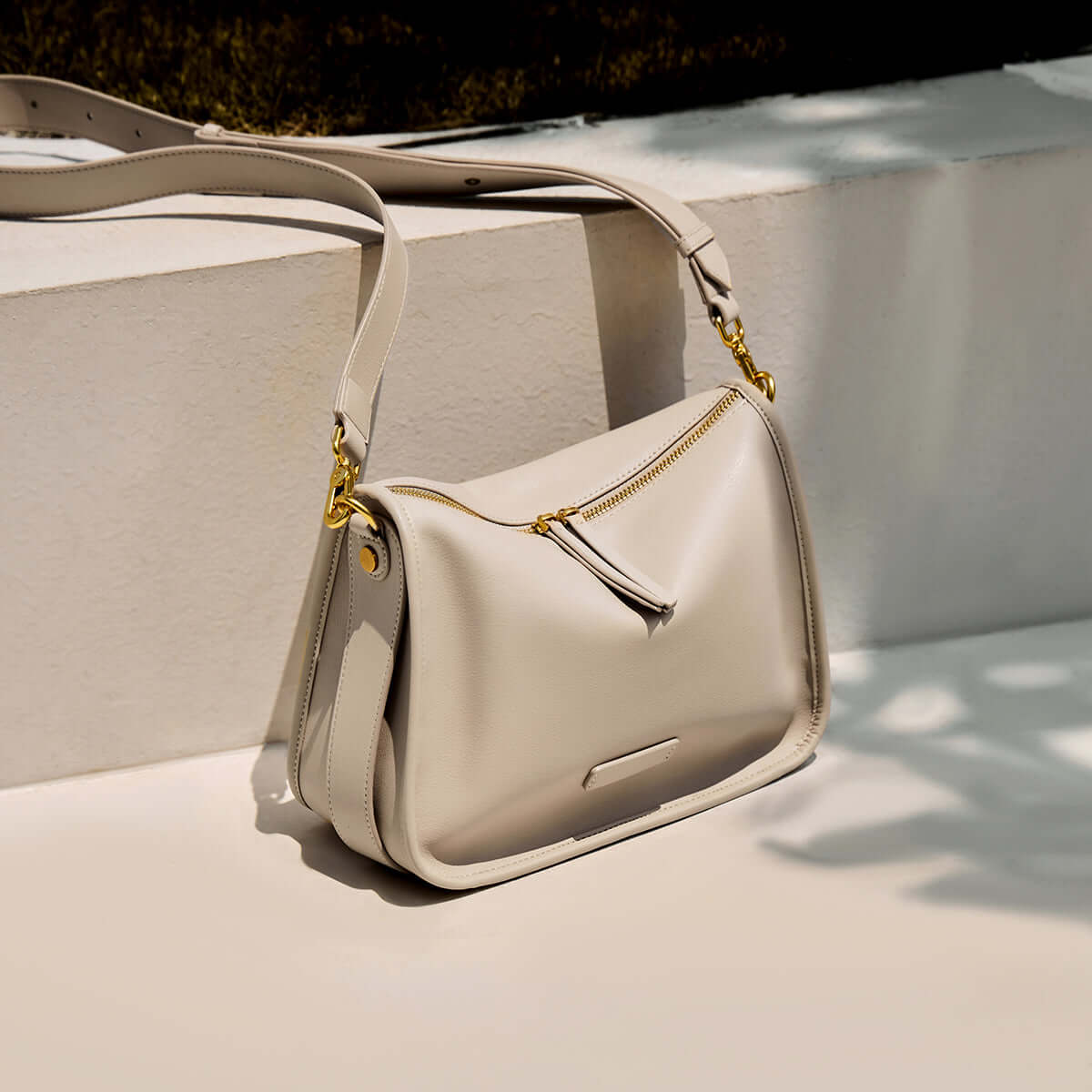 Classic Julie Leather Shoulder Bag-4