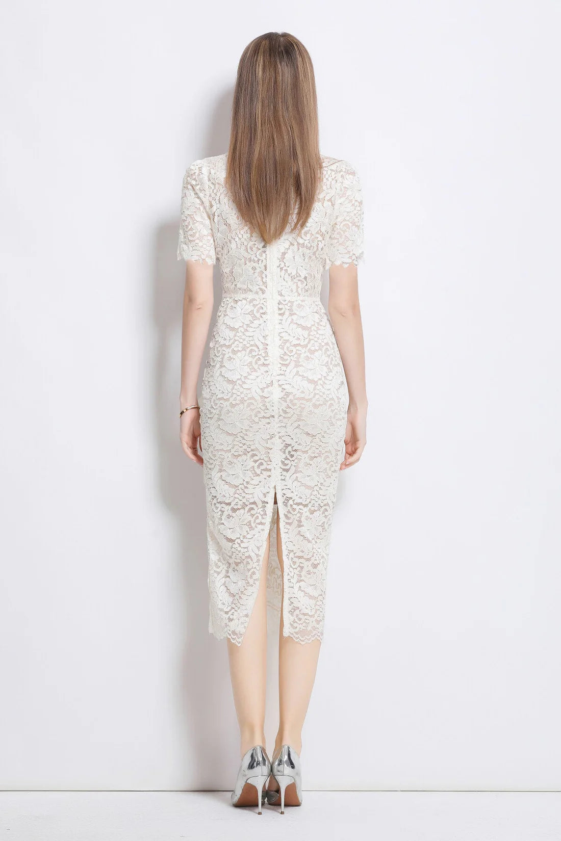 Donna Slim Fit White Lace Cut Out Dress with Inner Slip