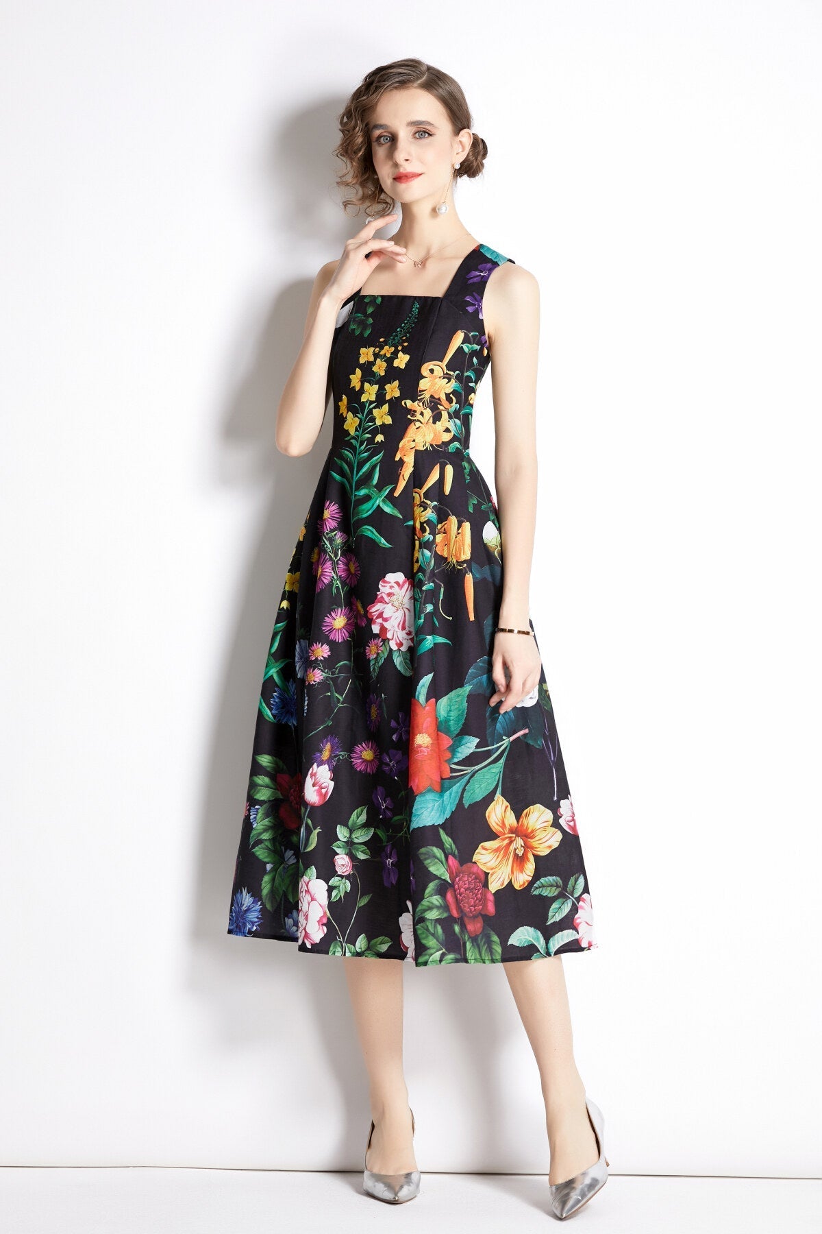 French Vintage Floral Black High Waist Spaghetti Strap Dress-1