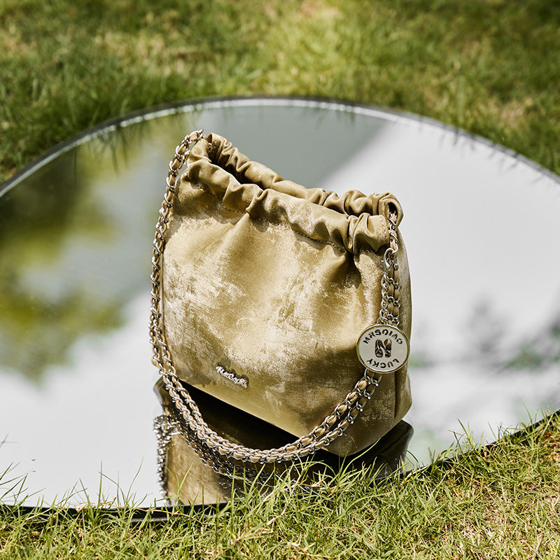 Metallic Leather Pleated Chain Strap Bag-4