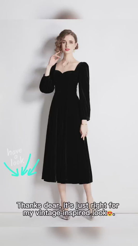 Square Sweetheart Neckline Vintage Velvet Dress