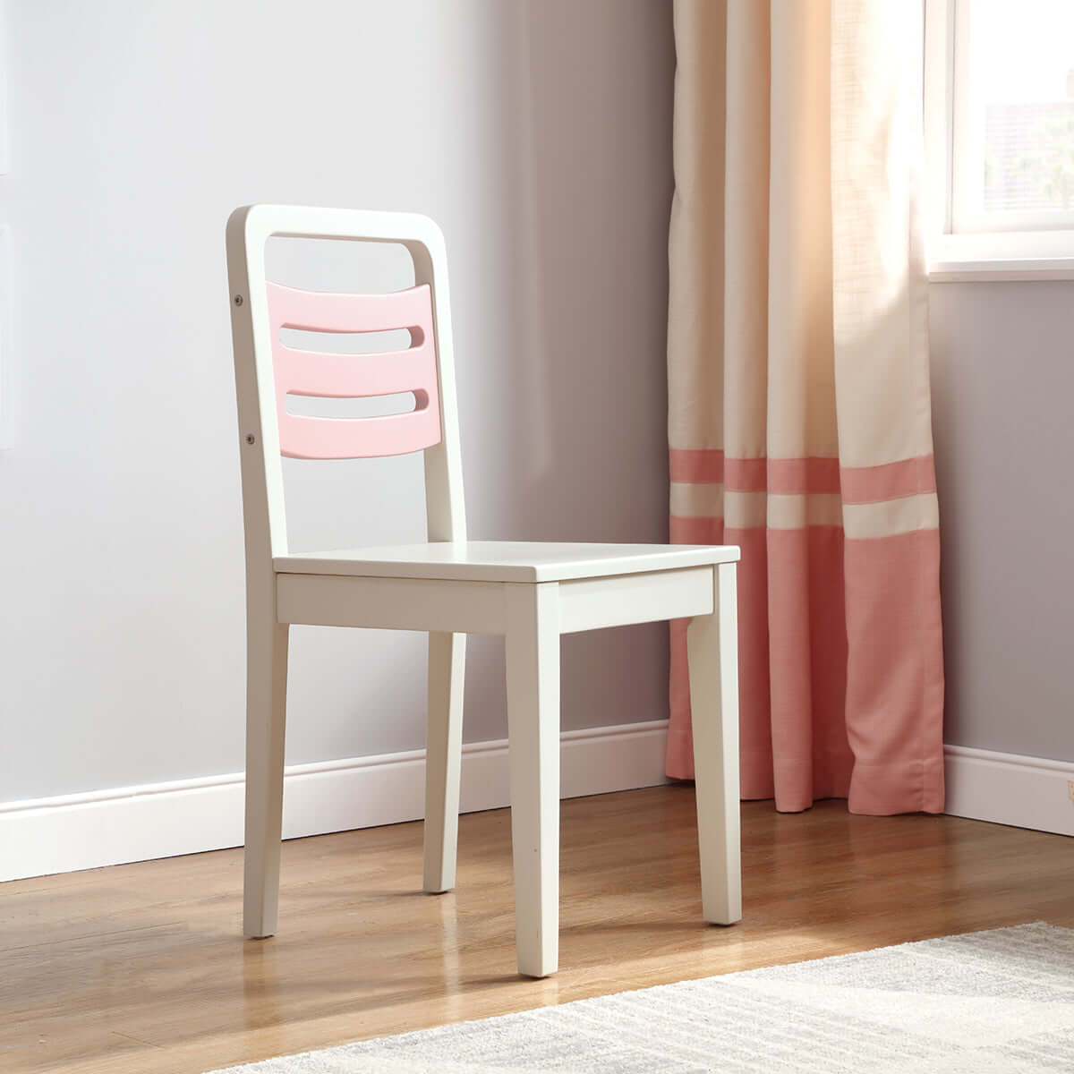 Princess Isabella Pink and White Chair-1