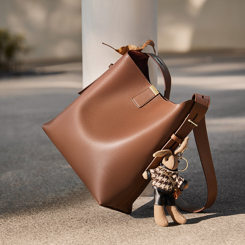 Rabbit Charm Leather Work Tote Bag-4