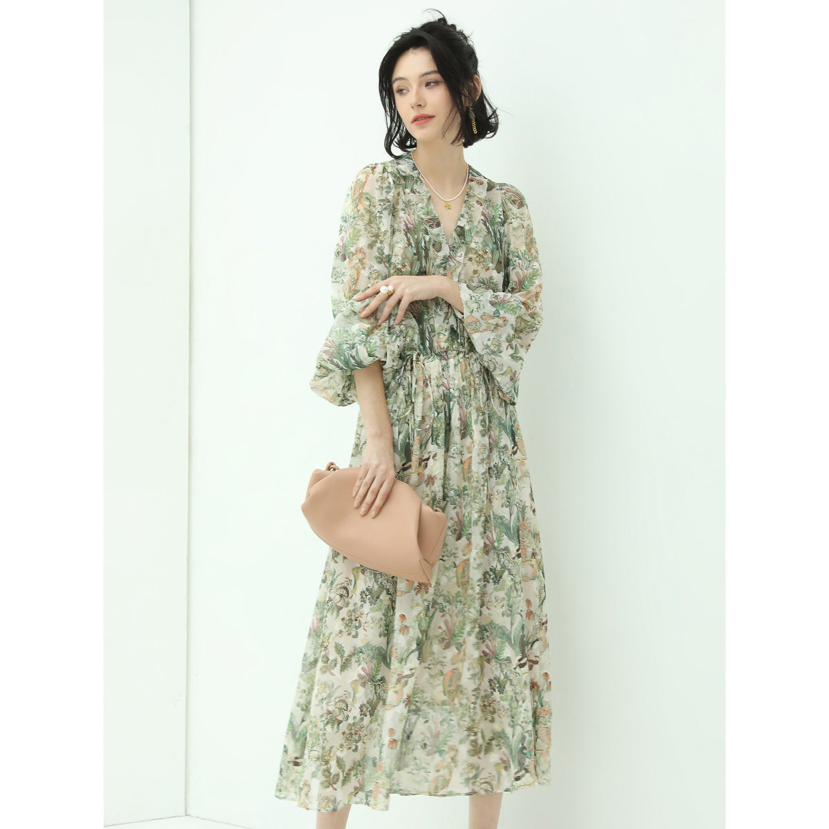 Romantic Floral Long Sleeved Floral Green Midi Dress-2