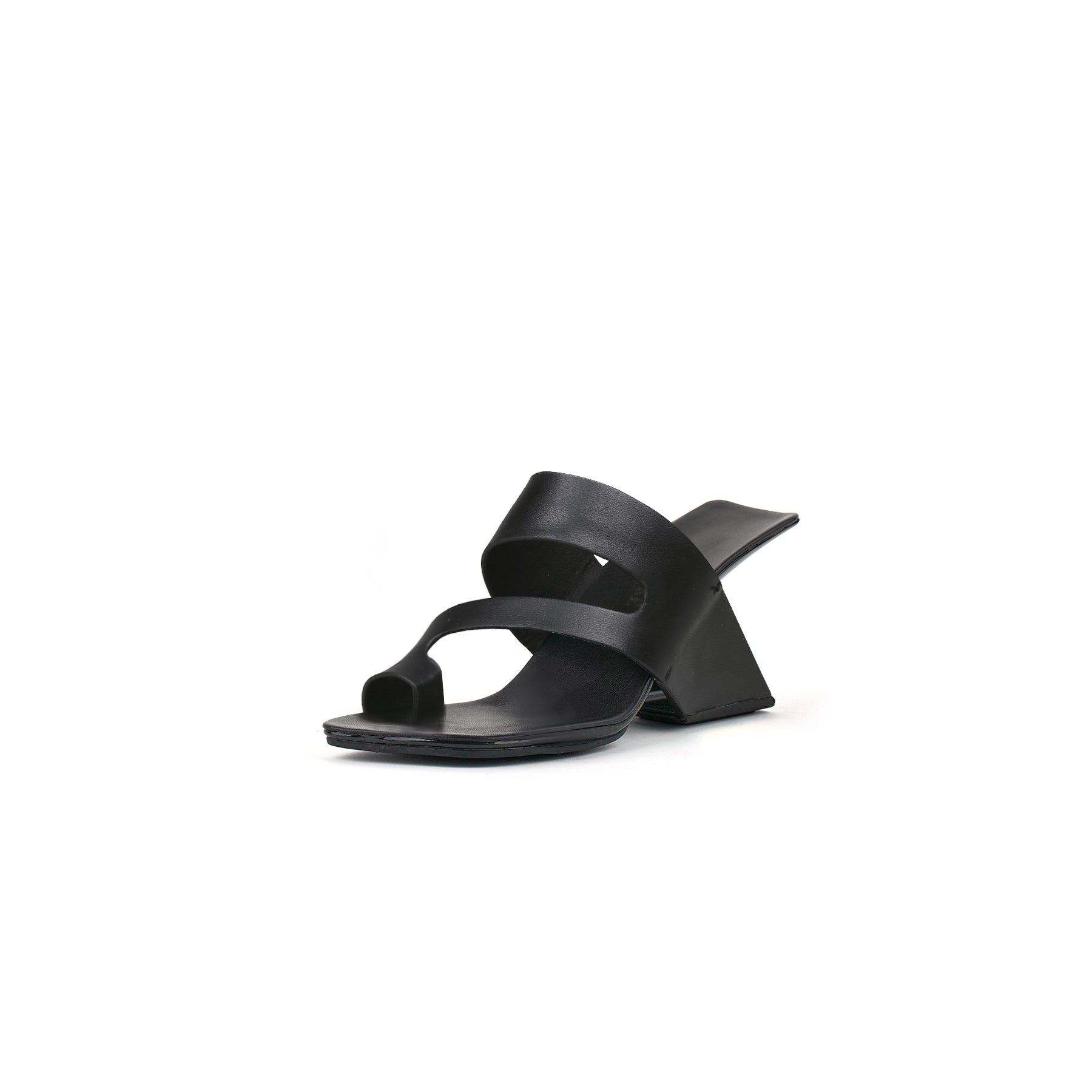 Single Toe Loop Strap Sandals-1