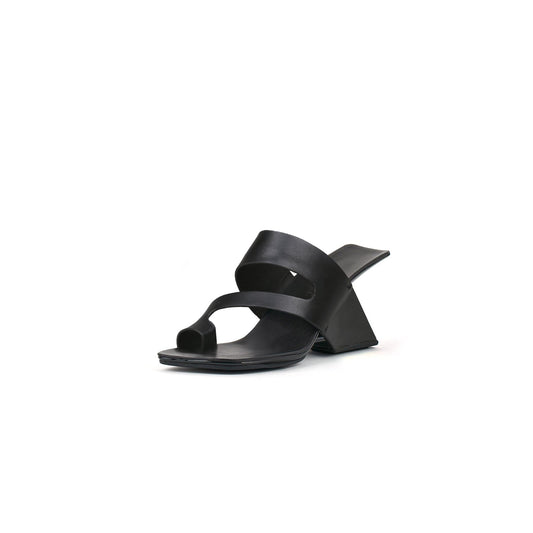 Single Toe Loop Strap Sandals-1
