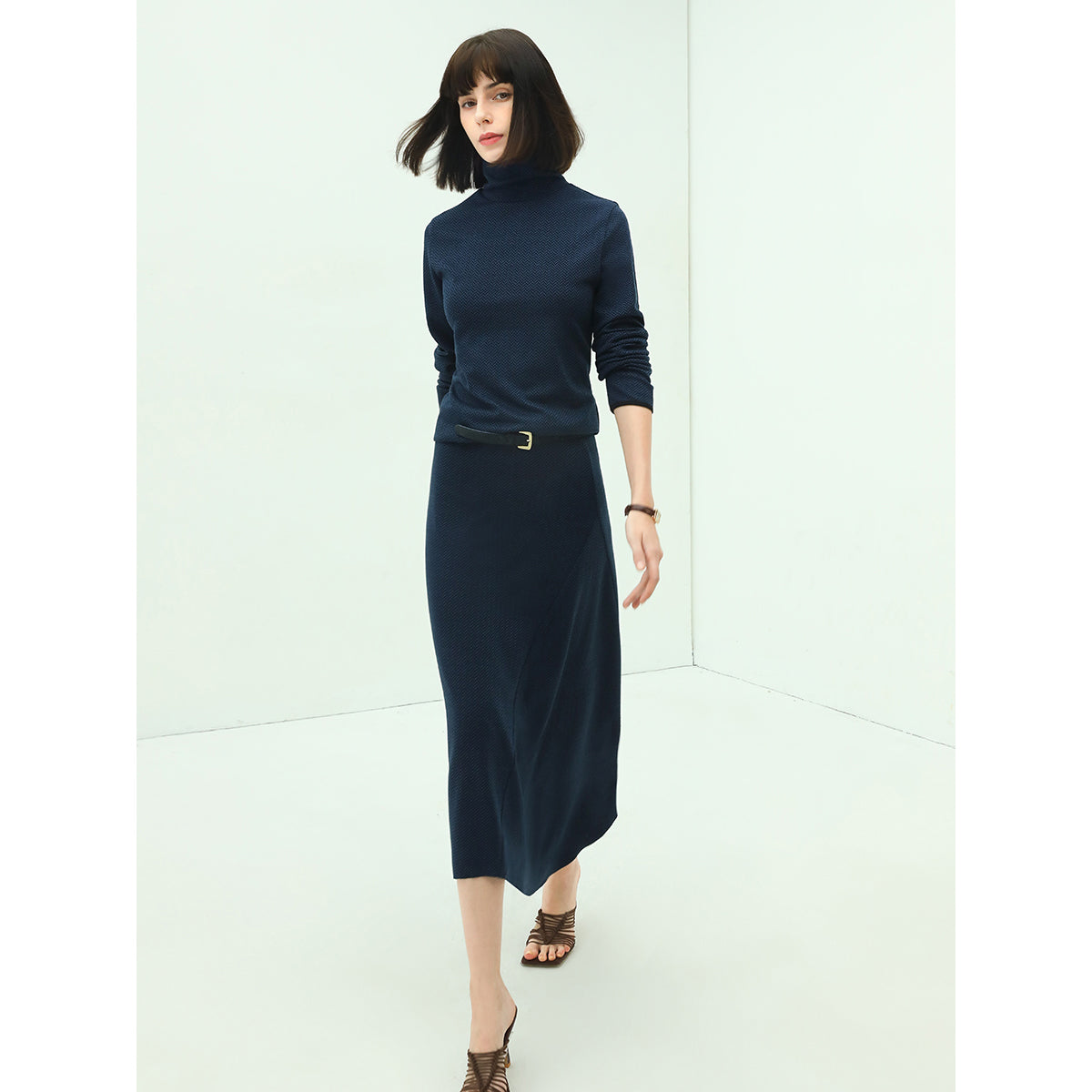 Soft Herringbone Belted Navy Knit Skirt-1