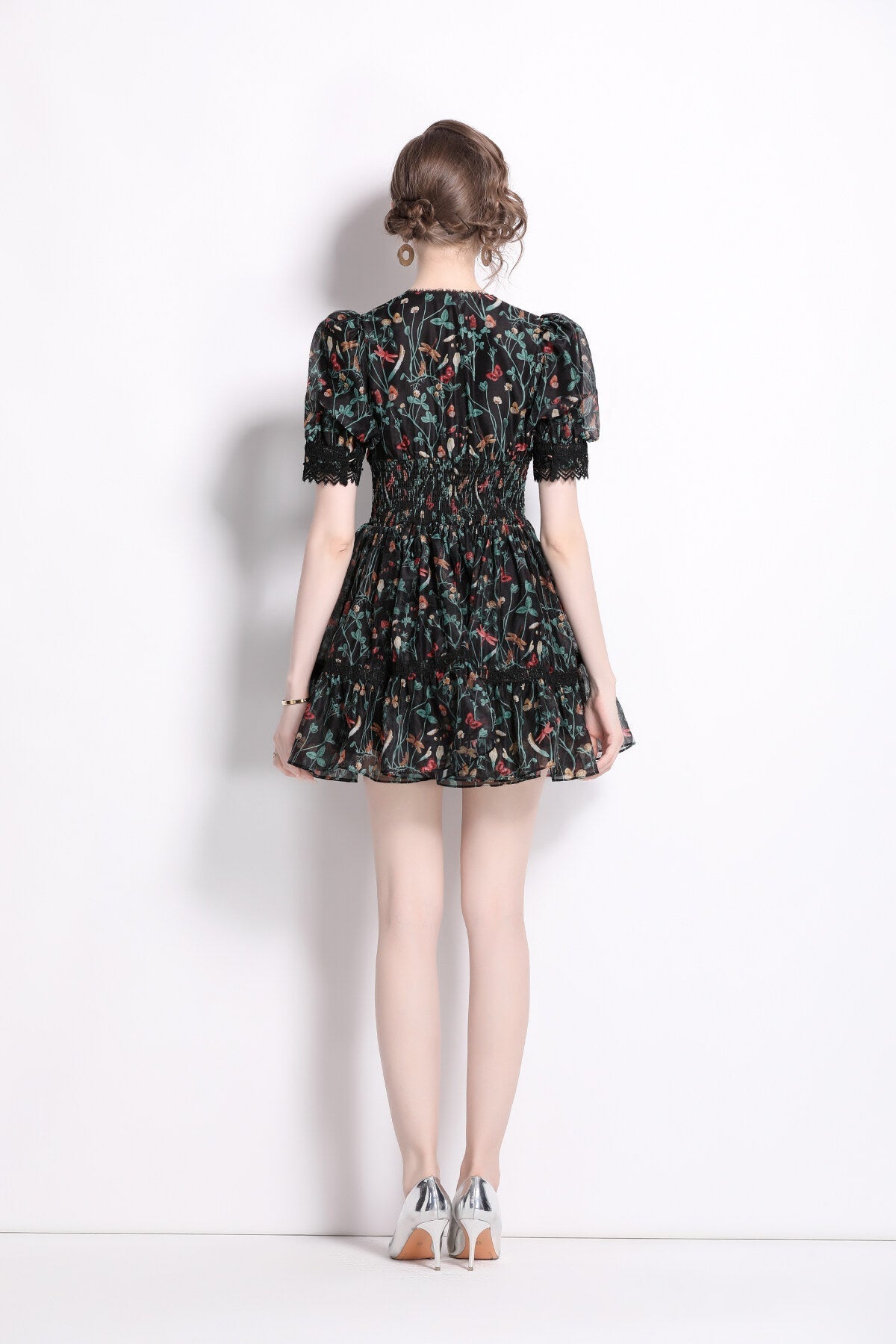 Vintage Floral V Neck Puff Sleeve Tea Dress-3