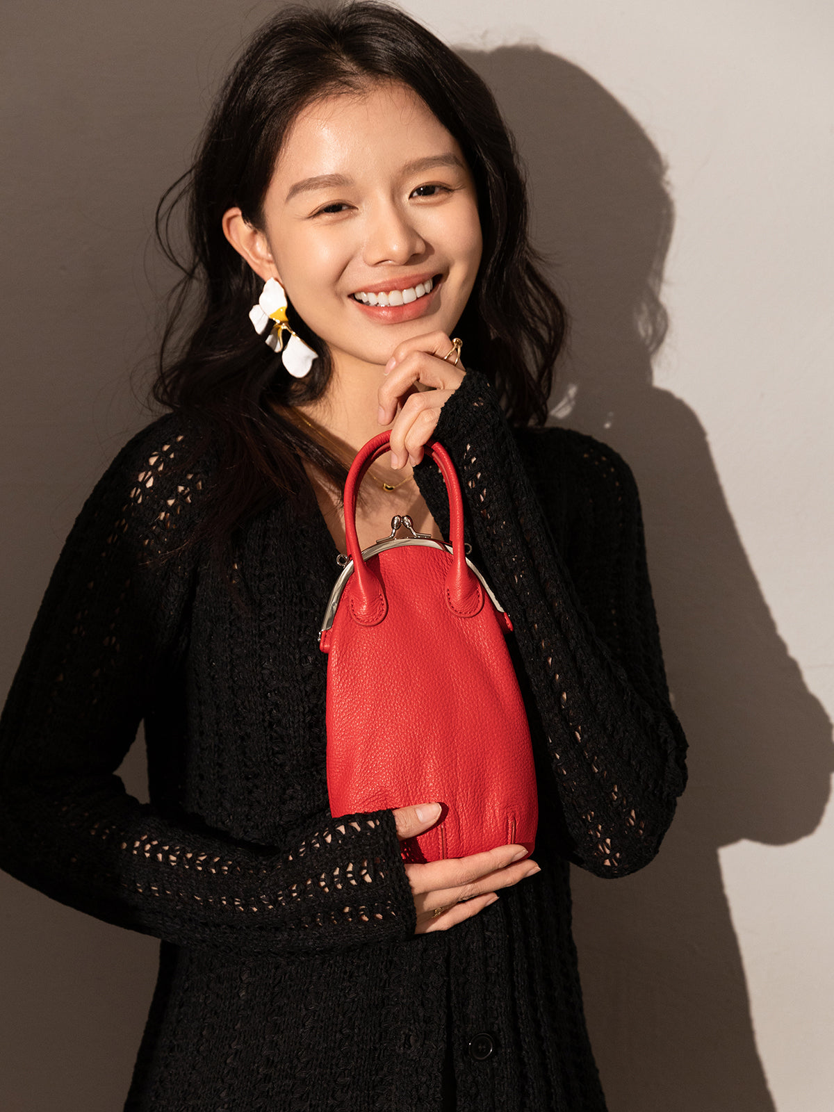 Whimsical Gourd Leather Ball Clasp Top Handle Bag-4